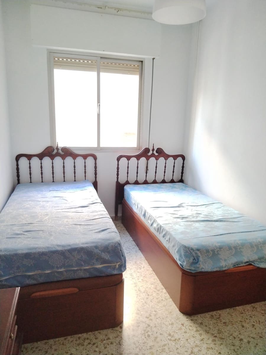 3 makuuhuone Asunto vuokrattavana paikassa Motril - 560 € (Ref: 9952715)