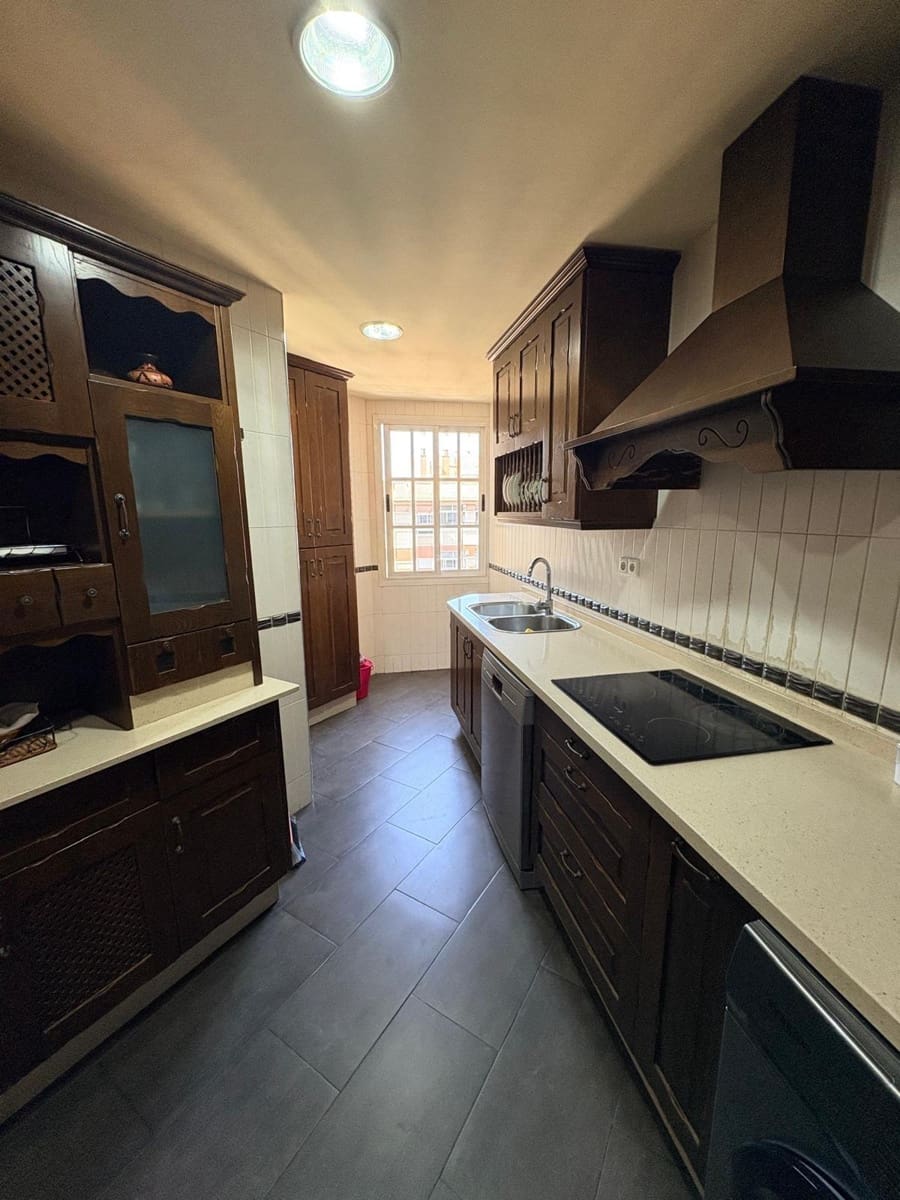 3 sypialnia Mieszkanie do wynajęcia w Motril - 850 € (Ref: 9954302)