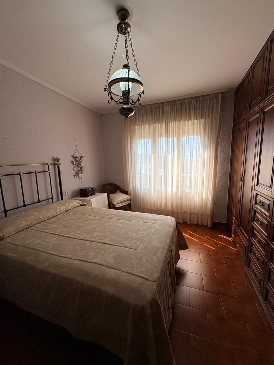 3 sypialnia Mieszkanie do wynajęcia w Motril - 850 € (Ref: 9954302)