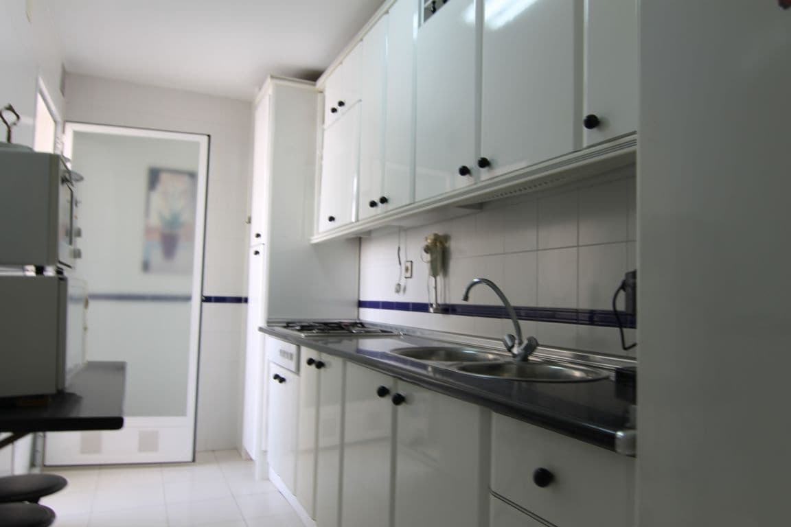 3 sypialnia Mieszkanie do wynajęcia w Motril z garażem - 600 € (Ref: 9954303)