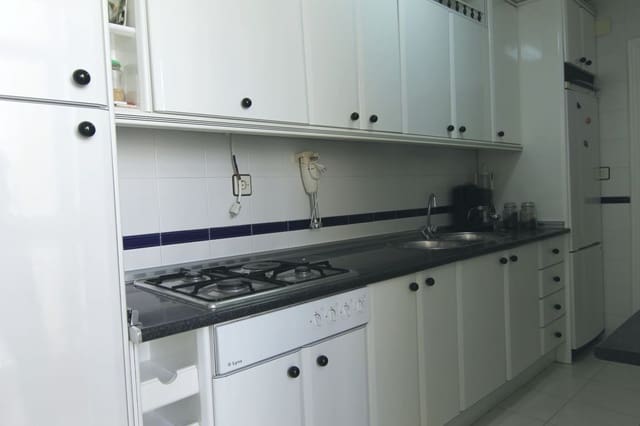 3 sypialnia Mieszkanie do wynajęcia w Motril z garażem - 600 € (Ref: 9954303)