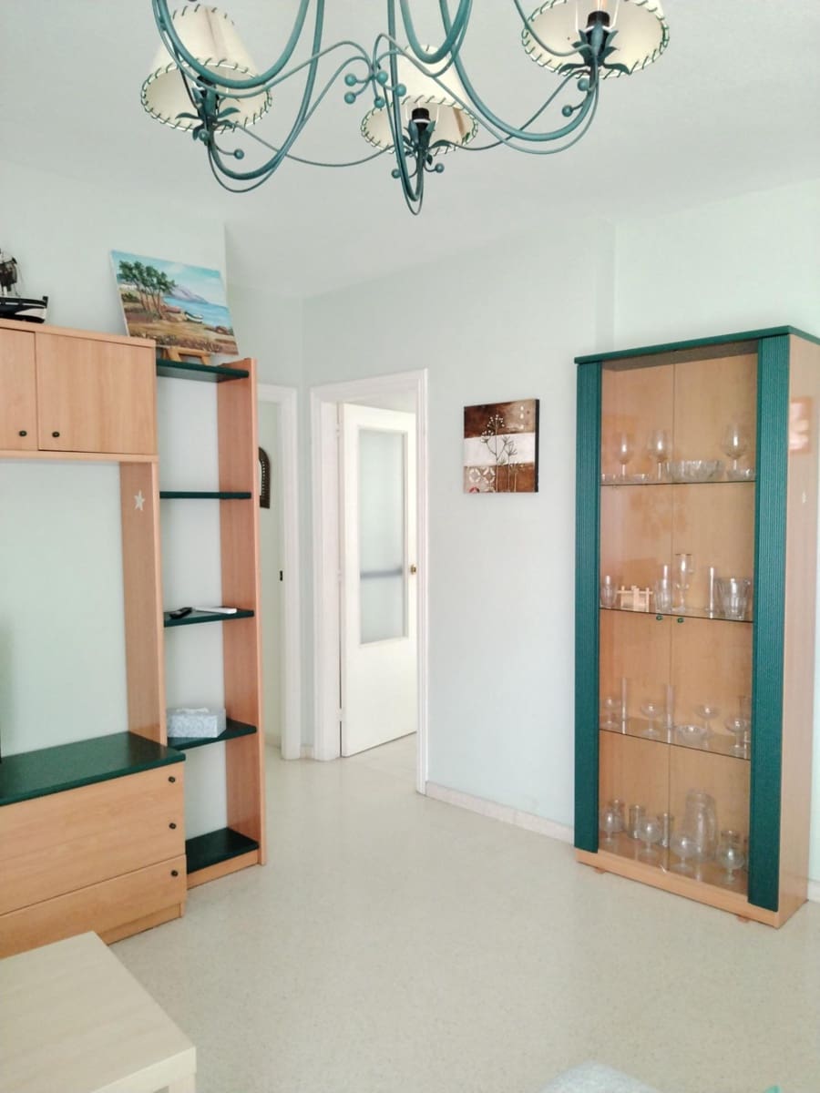 3 sypialnia Mieszkanie do wynajęcia w Motril z garażem - 600 € (Ref: 9954303)
