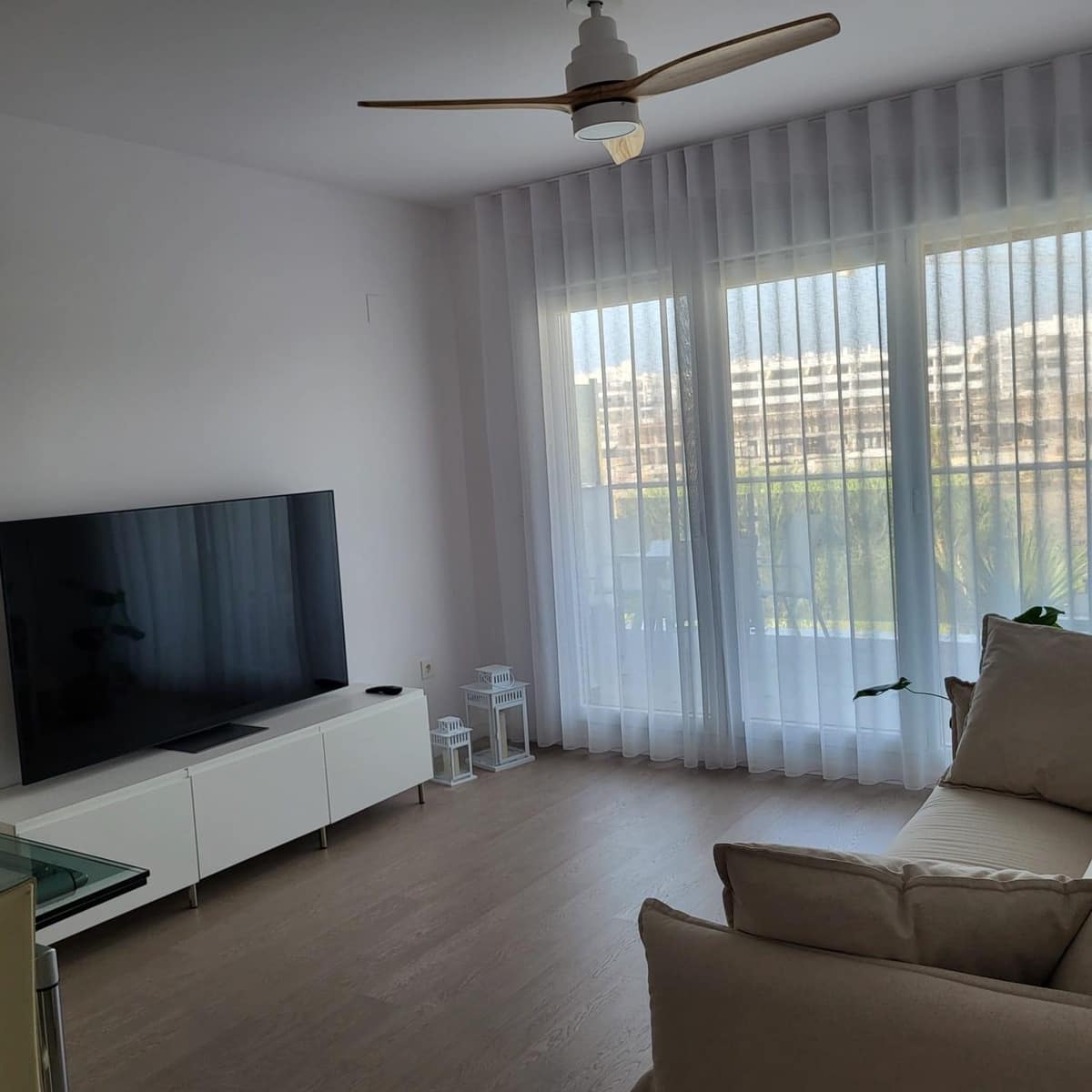 3 soveværelse Lejlighed til leje i Motril med swimmingpool garage - € 1.300 (Ref: 9965361)