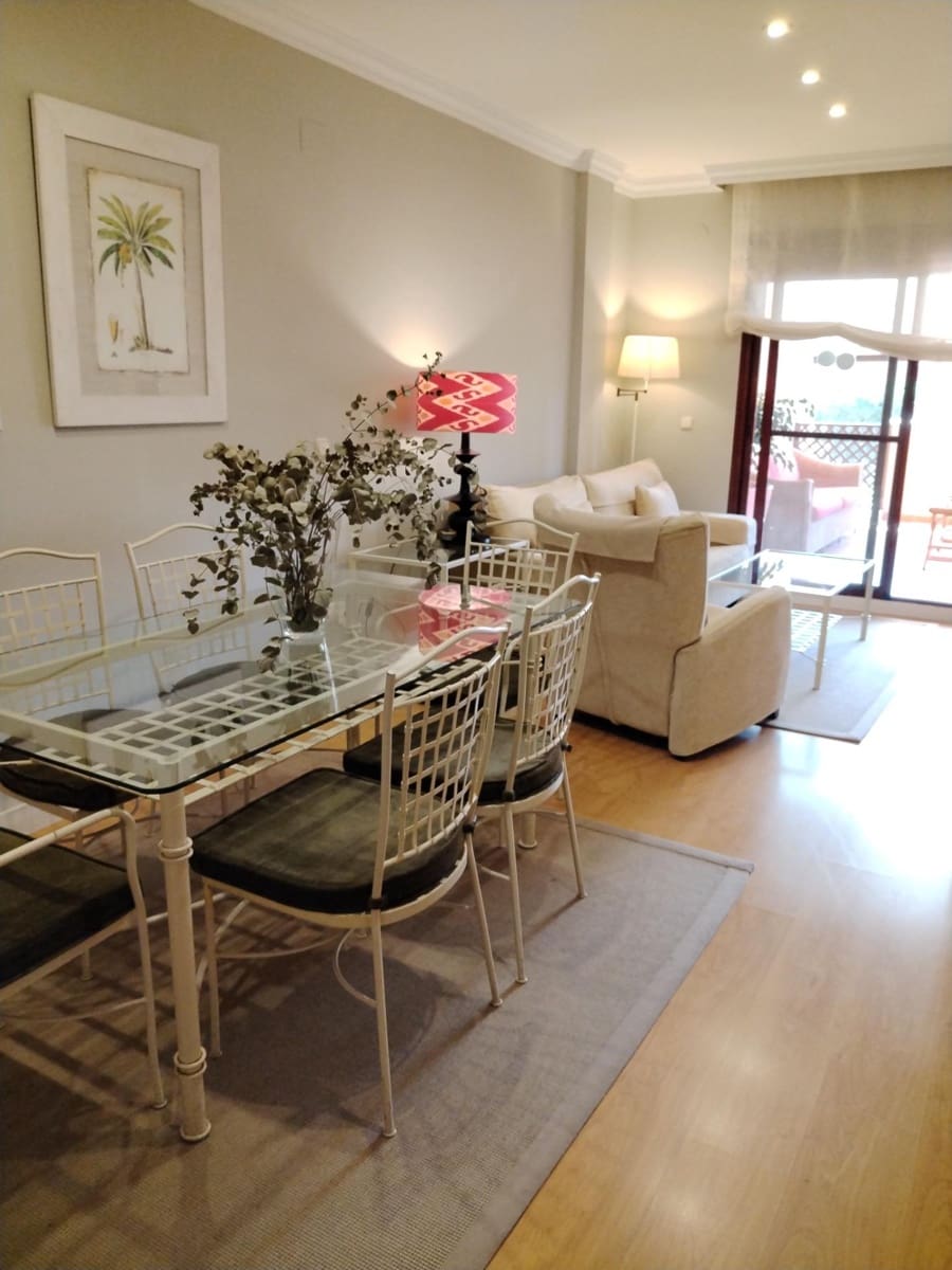 2 slaapkamer Appartement te huur in Motril met zwembad garage - € 750 (Ref: 9970718)