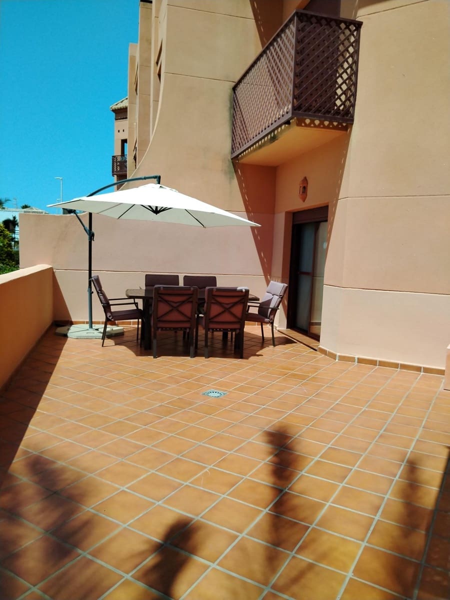 2 slaapkamer Appartement te huur in Motril met zwembad garage - € 750 (Ref: 9970718)
