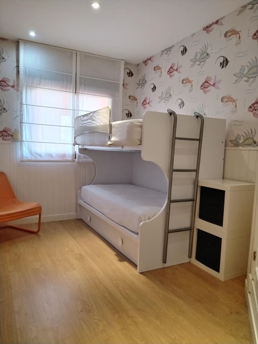 2 slaapkamer Appartement te huur in Motril met zwembad garage - € 750 (Ref: 9970718)