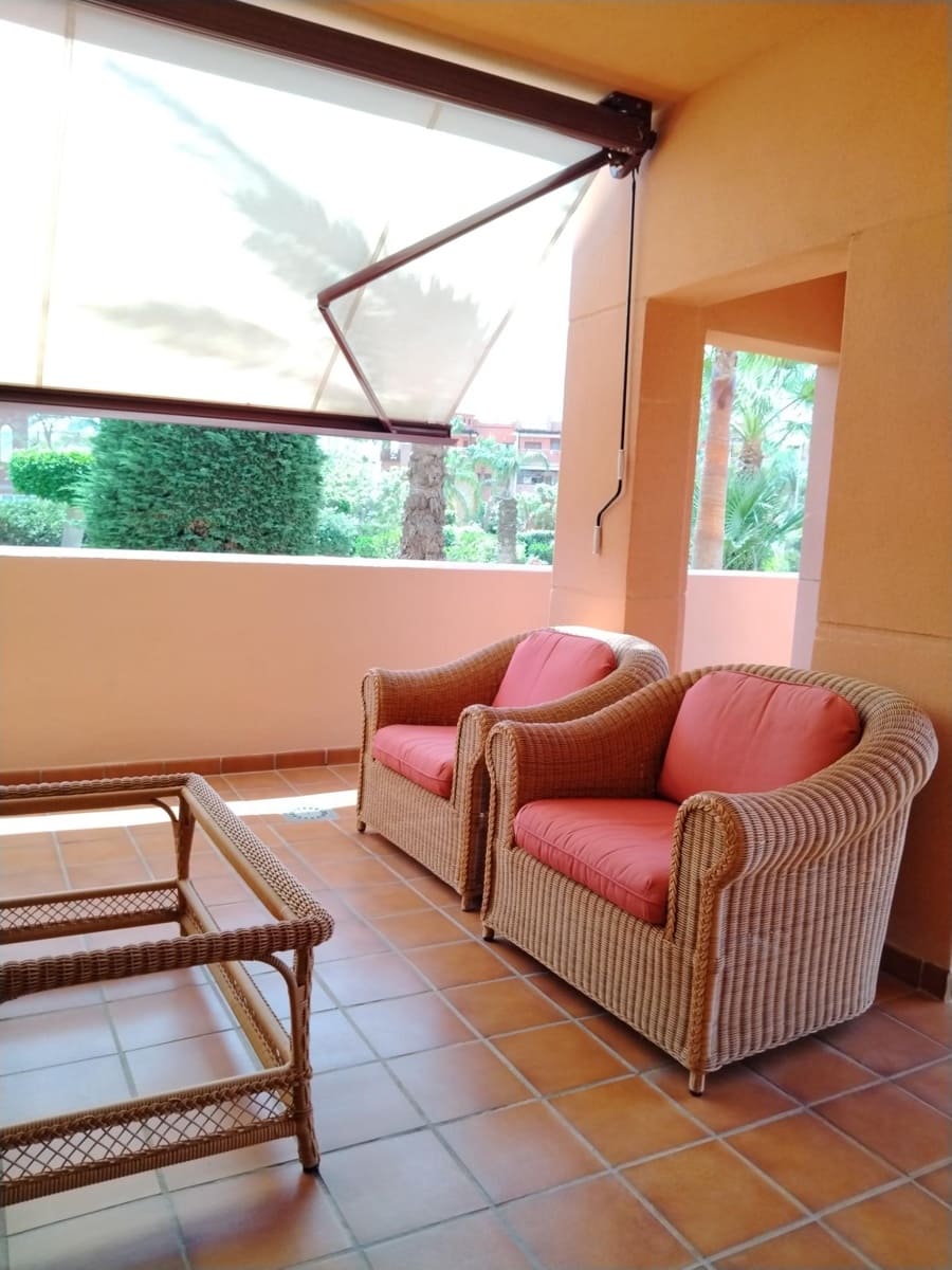 2 slaapkamer Appartement te huur in Motril met zwembad garage - € 750 (Ref: 9970718)