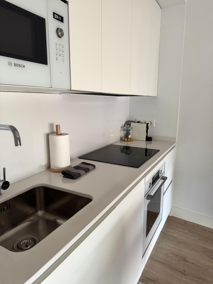 1 soverom Leilighet til leie i Motril med svømmebasseng - € 1 000 (Ref: 9975520)