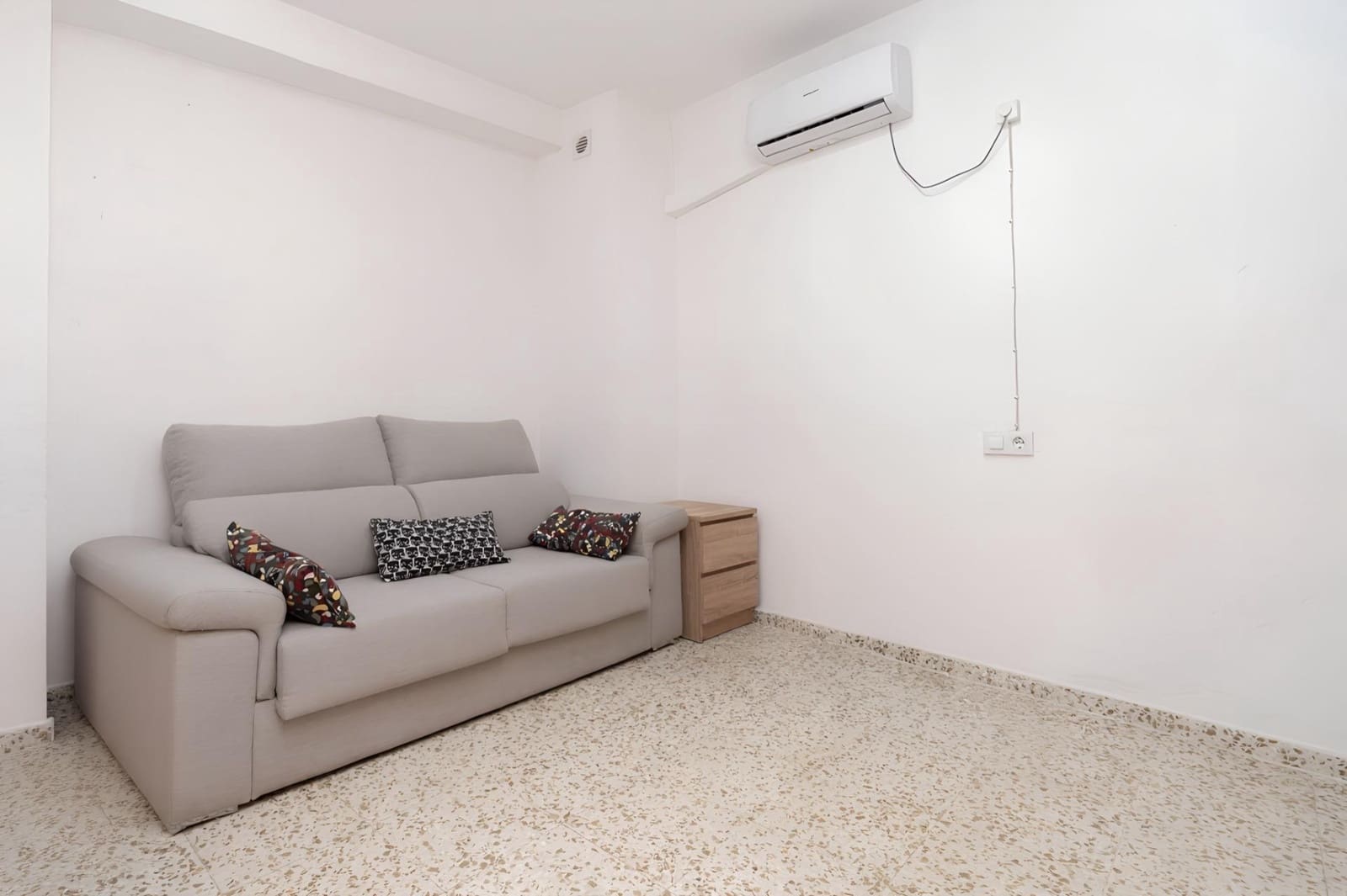 Casa de 3 habitaciones en Itrabo en venta con garaje - 119.900 € (Ref: 9977411)