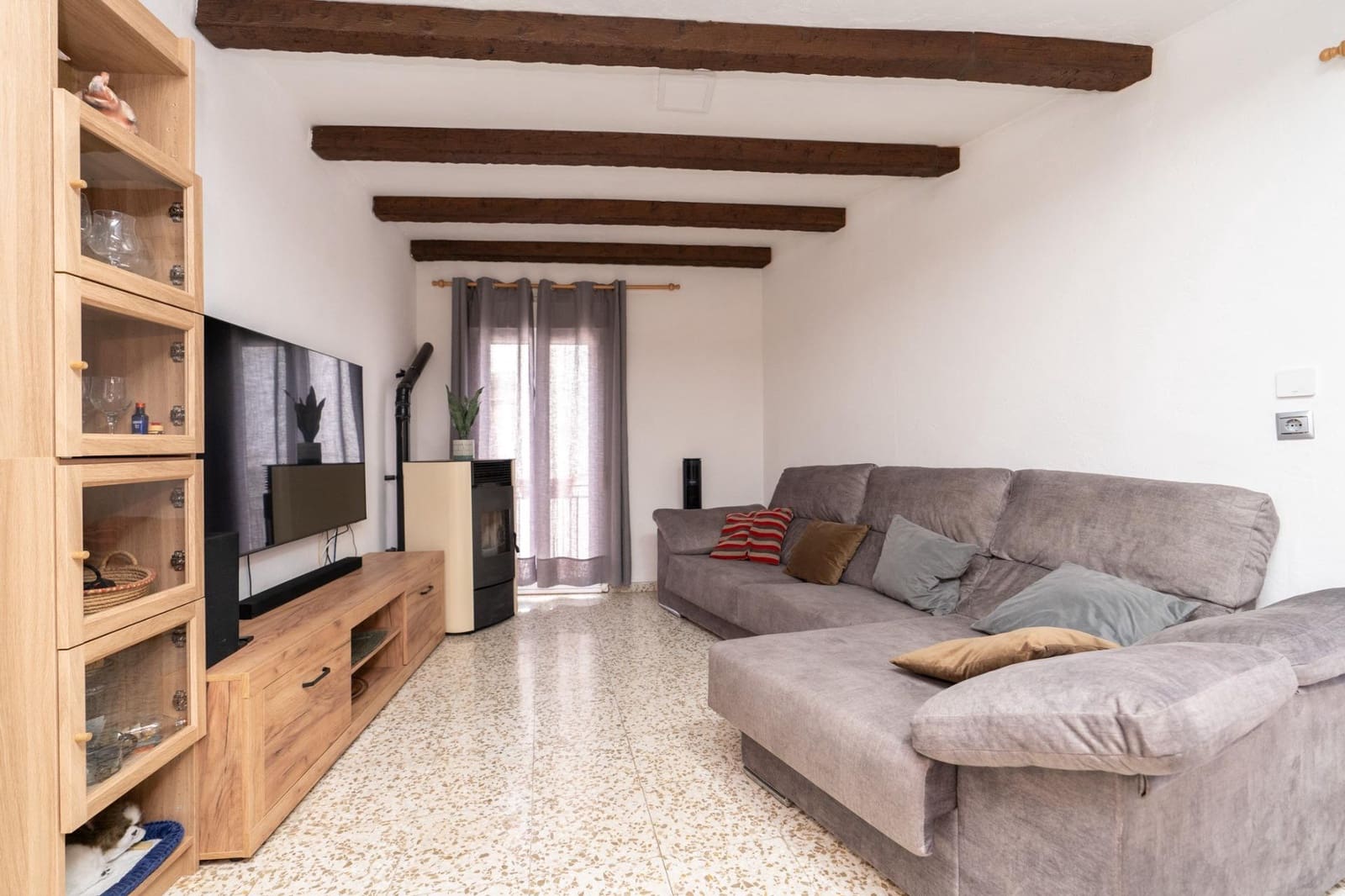Casa de 3 habitaciones en Itrabo en venta con garaje - 119.900 € (Ref: 9977411)