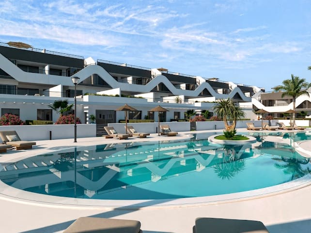 Garage til salg i Alfaz del Pi / L'Alfas del Pi - € 274.000 (Ref: 9894769)