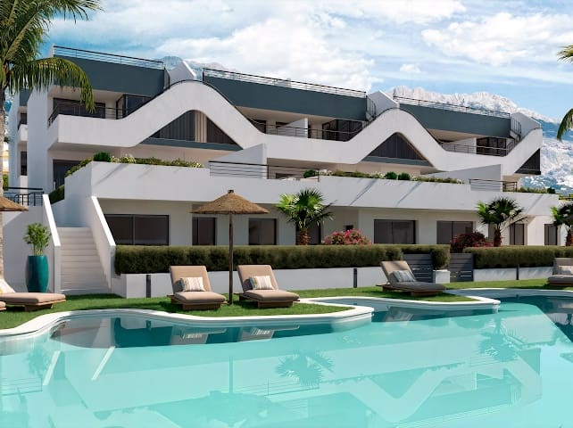Garage til salg i Alfaz del Pi / L'Alfas del Pi - € 274.000 (Ref: 9894769)
