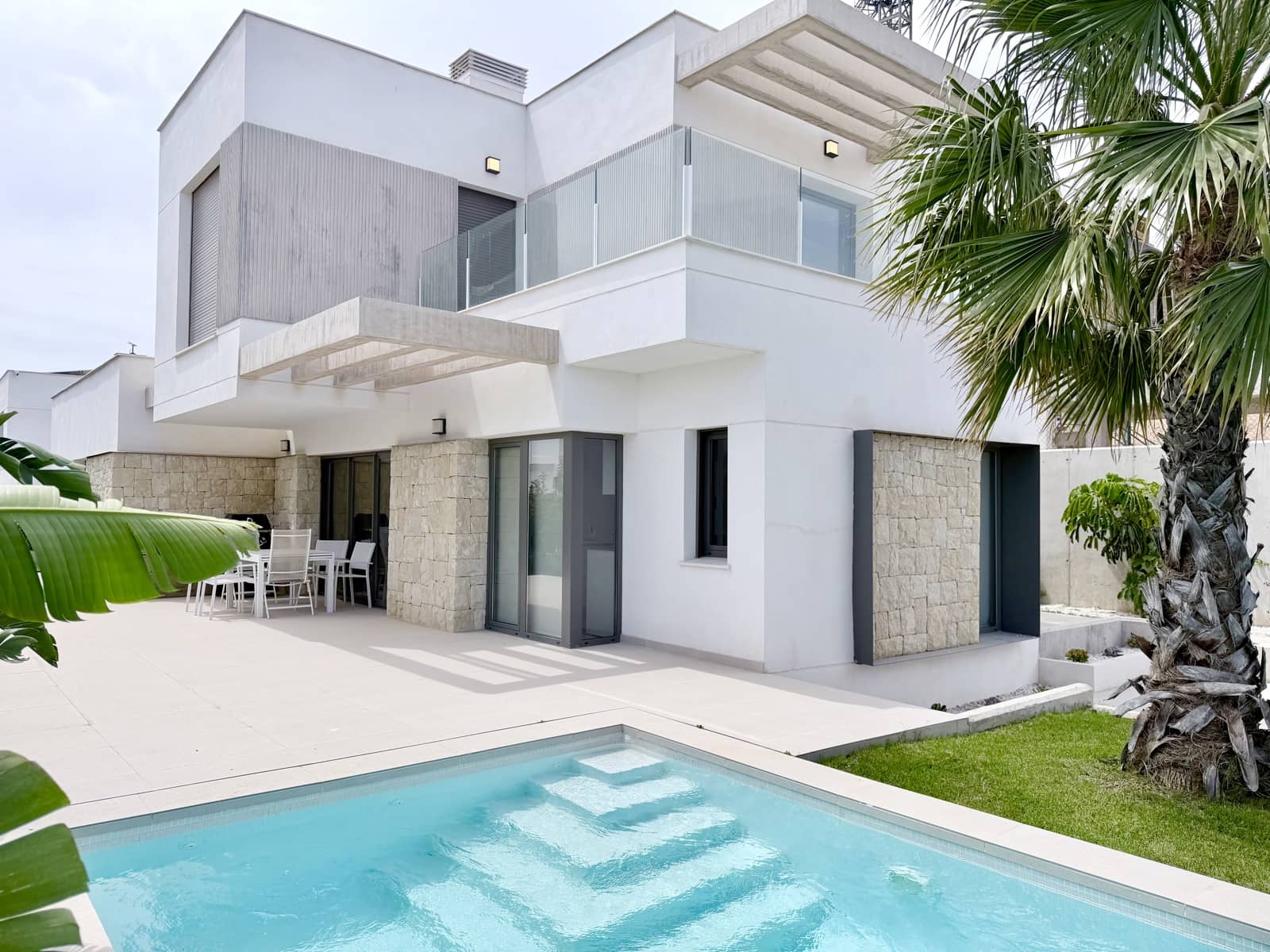 3 bedroom Villa for sale in Finestrat with pool - € 789,000 (Ref: 9894773)