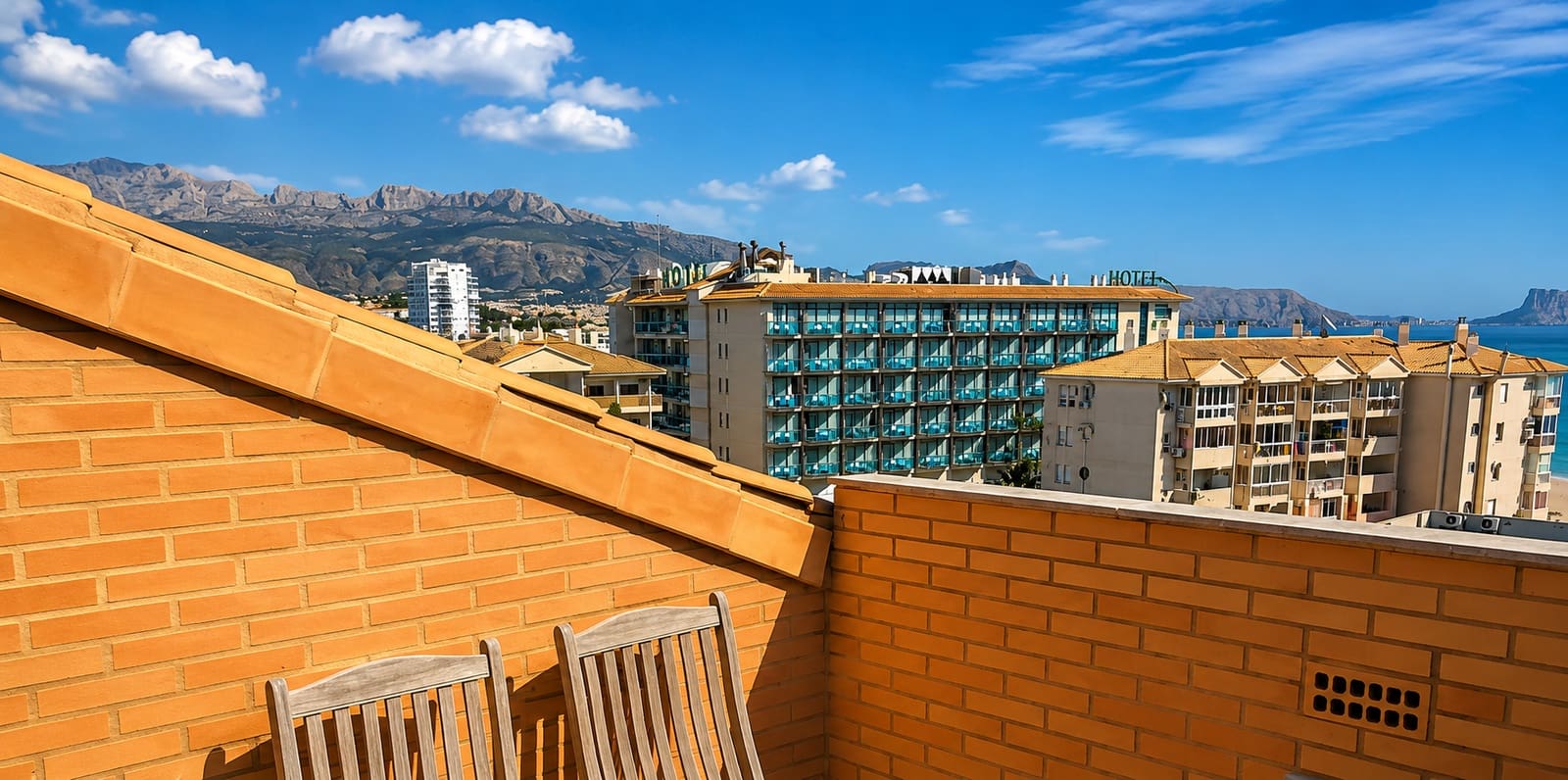 2 quarto Penthouse para venda em Albir com piscina garagem - 569 000 € (Ref: 9936852)