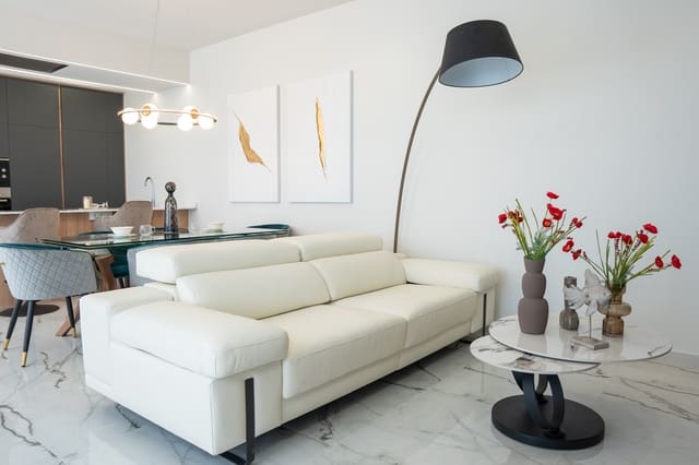 3 bedroom Villa for sale in Ciudad Quesada, Rojales with pool garage - € 549,000 (Ref: 9936854)