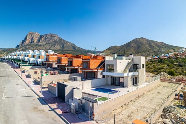 3 slaapkamer Villa te koop in Finestrat met zwembad garage - € 635.000 (Ref: 9946613)