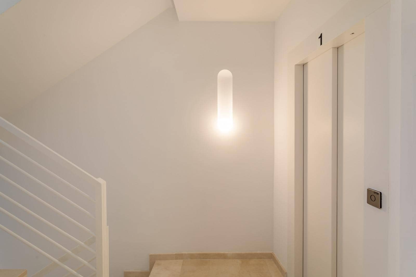 2 soverom Leilighet til leie i Elche / Elx - € 900 (Ref: 10059322)