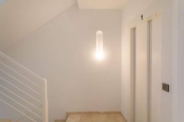 2 bedroom Flat for rent in Centro, Elche / Elx - € 900 (Ref: 10059322)
