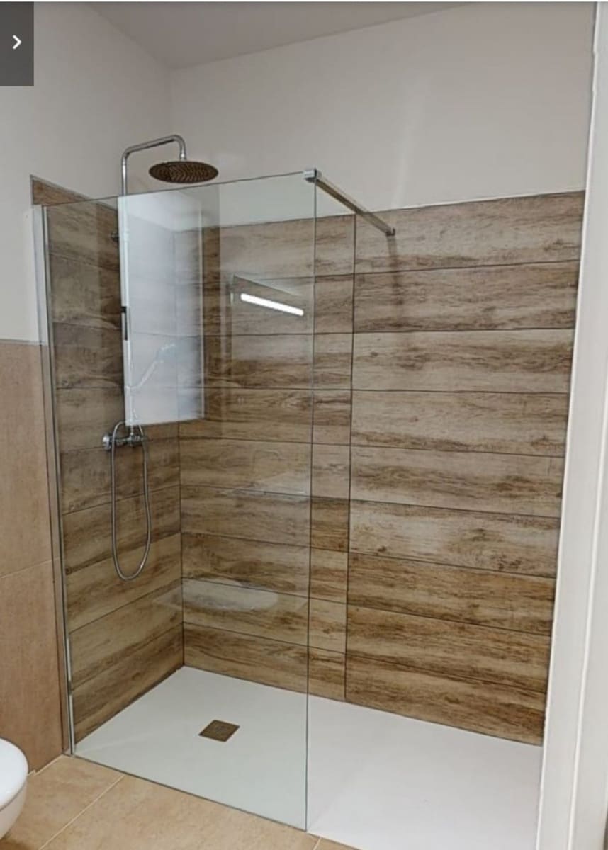 4 bedroom Villa for sale in La Romana with pool - € 350,000 (Ref: 6731426)