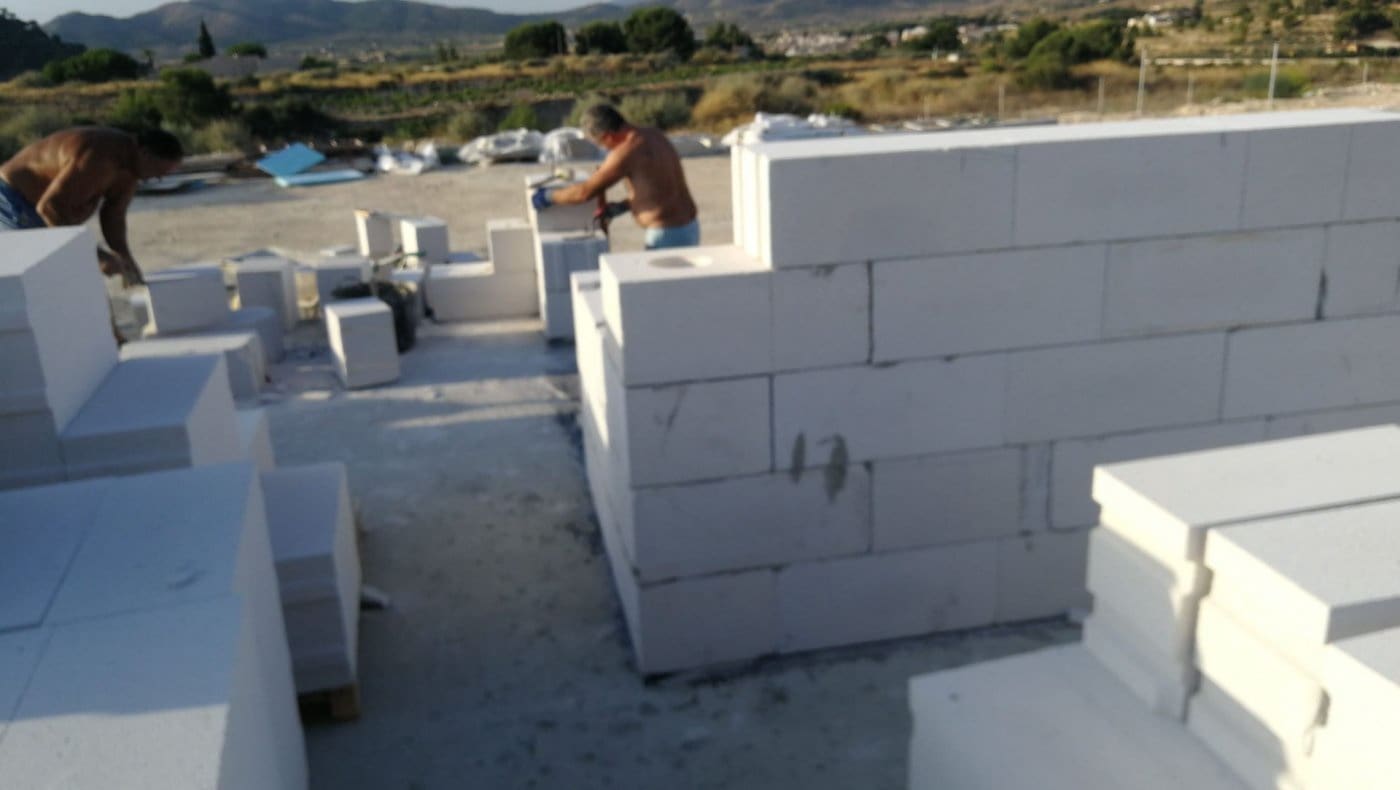 4 bedroom Villa for sale in La Romana with pool - € 350,000 (Ref: 6731426)