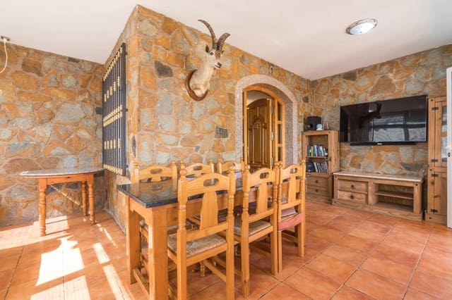 4 quarto Moradia para venda em La Romana - 275 000 € (Ref: 7604410)