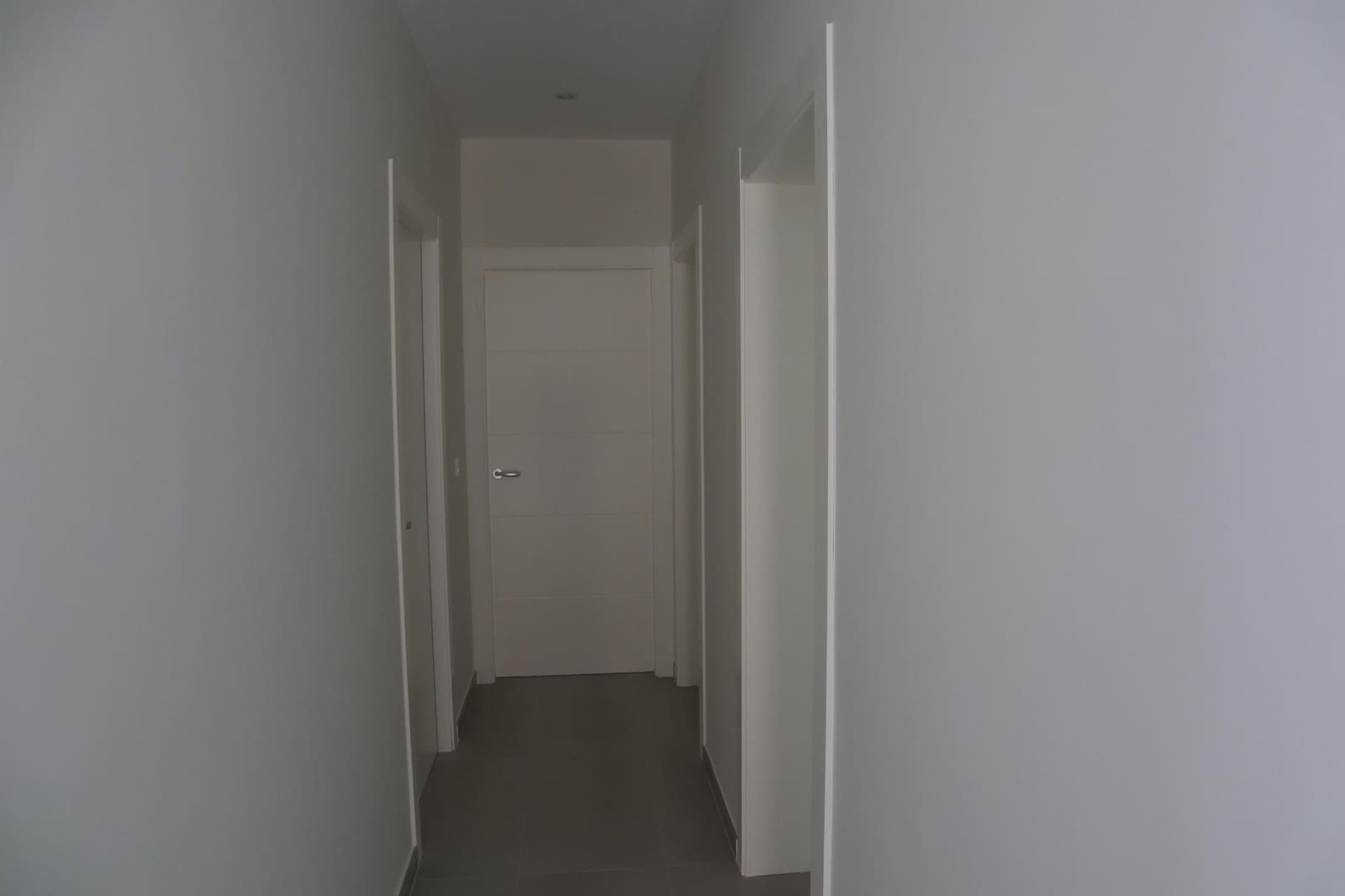 3 soverom Villa til salgs i La Romana med svømmebasseng garasje - € 345 000 (Ref: 9322049)