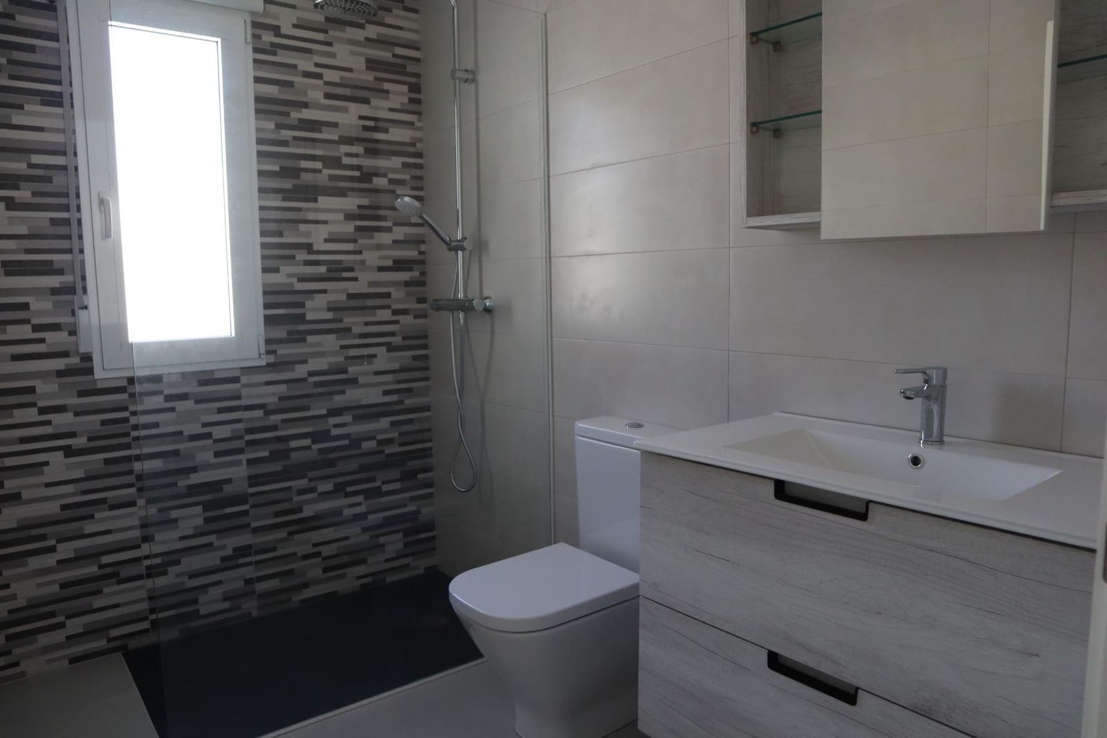 3 bedroom Villa for sale in La Romana with pool garage - € 375,000 (Ref: 9322049)