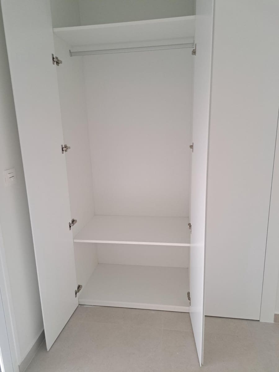 3 makuuhuone Huvila myytävänä paikassa La Romana mukana uima-altaan 
autotalli - 360 000 € (Ref: 9322050)