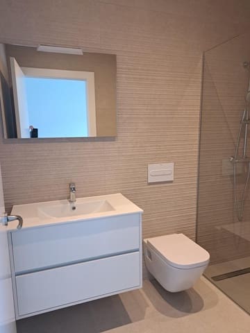 3 soveværelse Villa til salg i La Romana med swimmingpool garage - € 390.000 (Ref: 9322050)