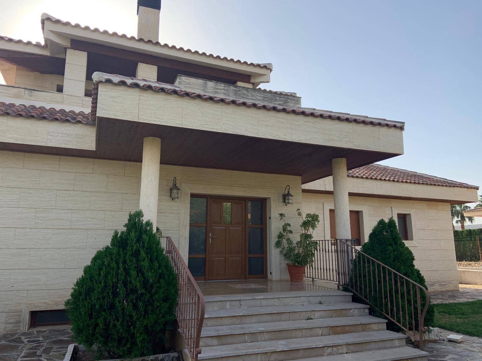 3 soverom Villa til salgs i Novelda med svømmebasseng garasje - € 550 000 (Ref: 9374693)