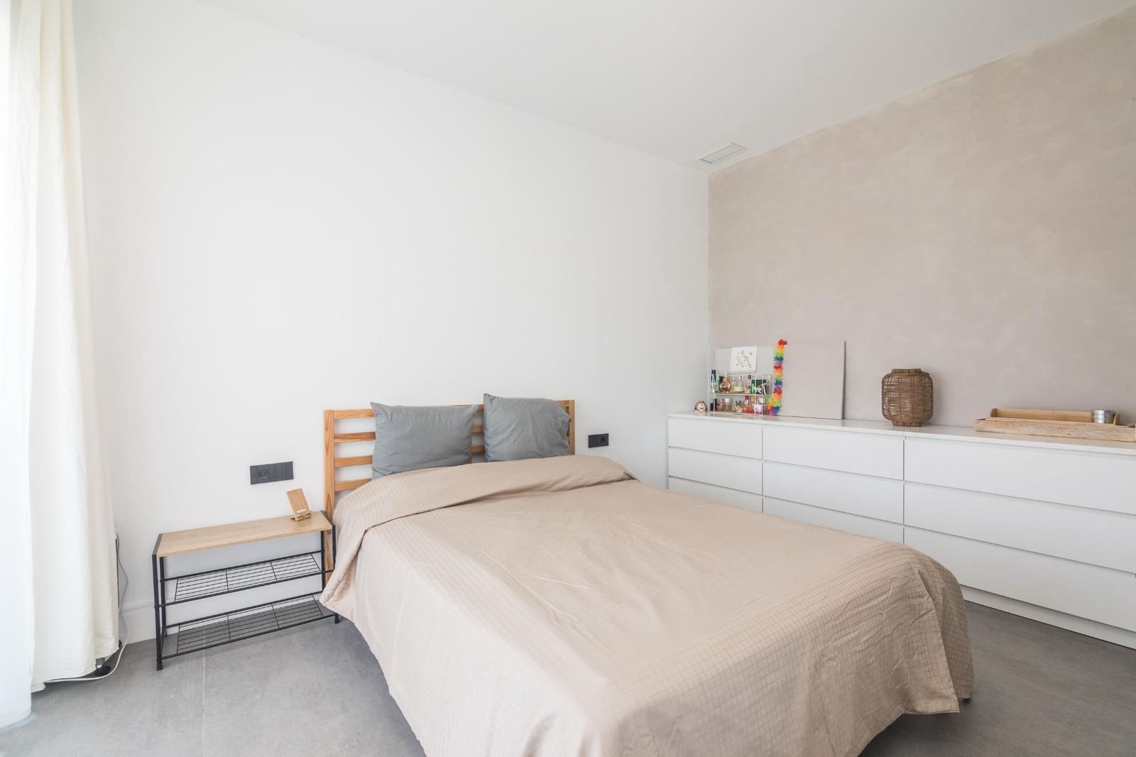 4 makuuhuone Huvila myytävänä paikassa La Romana mukana 
autotalli - 1 050 000 € (Ref: 9377902)