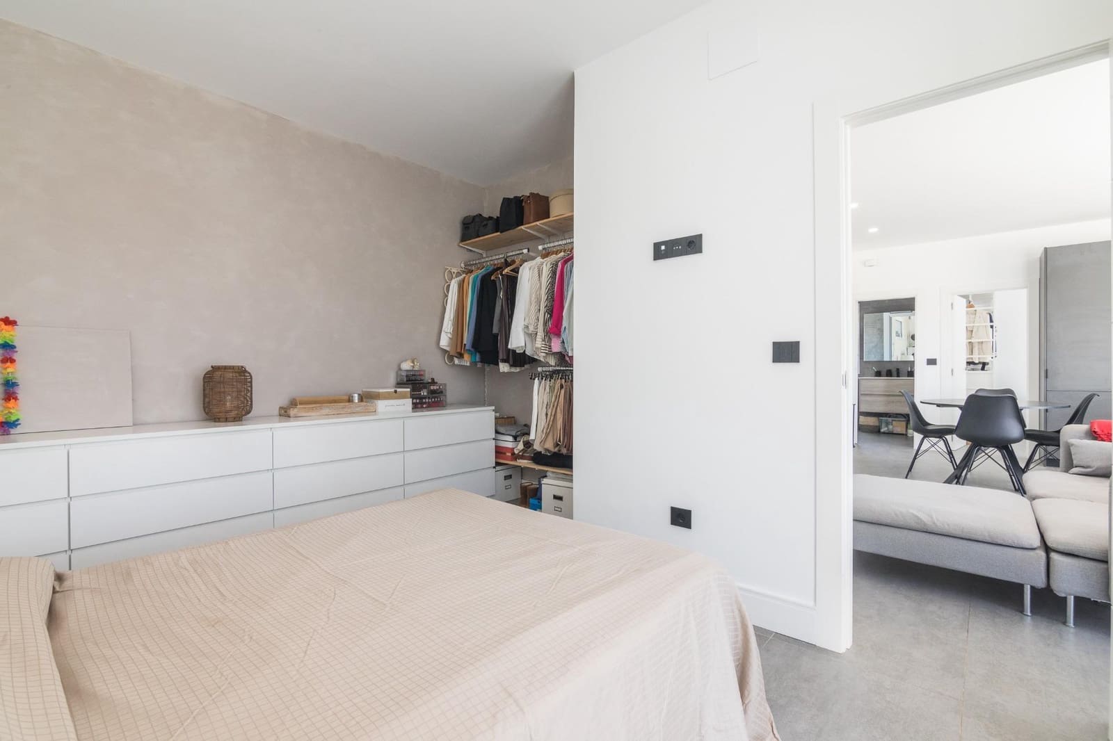 4 makuuhuone Huvila myytävänä paikassa La Romana mukana 
autotalli - 1 050 000 € (Ref: 9377902)