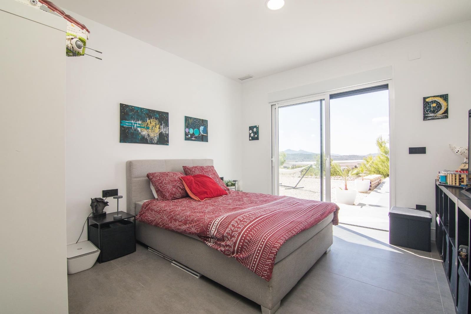 4 makuuhuone Huvila myytävänä paikassa La Romana mukana 
autotalli - 1 050 000 € (Ref: 9377902)