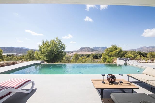 4 camera da letto Villa in vendita in La Romana con garage - 1.050.000 € (Rif: 9377902)