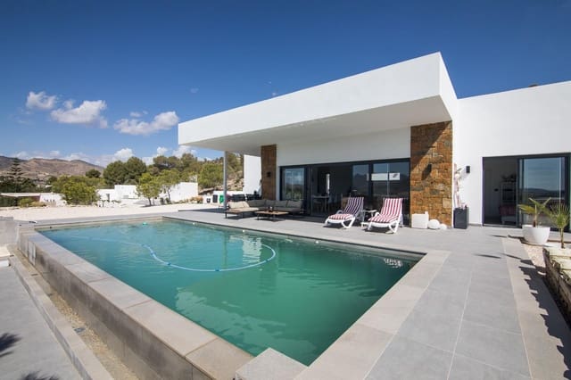 4 camera da letto Villa in vendita in La Romana con garage - 1.050.000 € (Rif: 9377902)