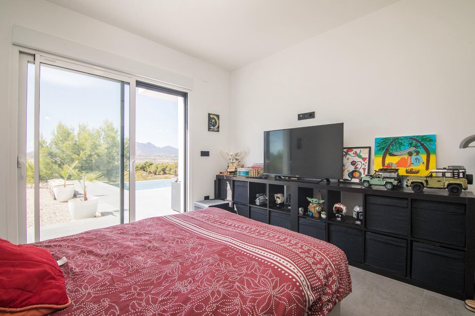 4 makuuhuone Huvila myytävänä paikassa La Romana mukana 
autotalli - 1 050 000 € (Ref: 9377902)