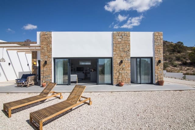 4 camera da letto Villa in vendita in La Romana con garage - 1.050.000 € (Rif: 9377902)