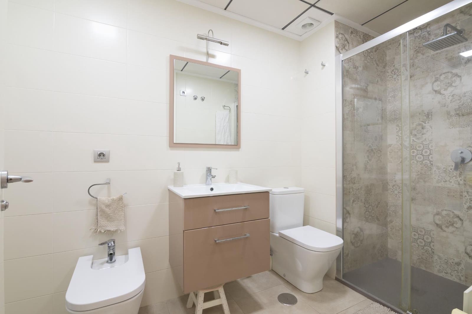 3 sypialnia Mieszkanie na sprzedaż w Elche / Elx - 320 000 € (Ref: 9396195)