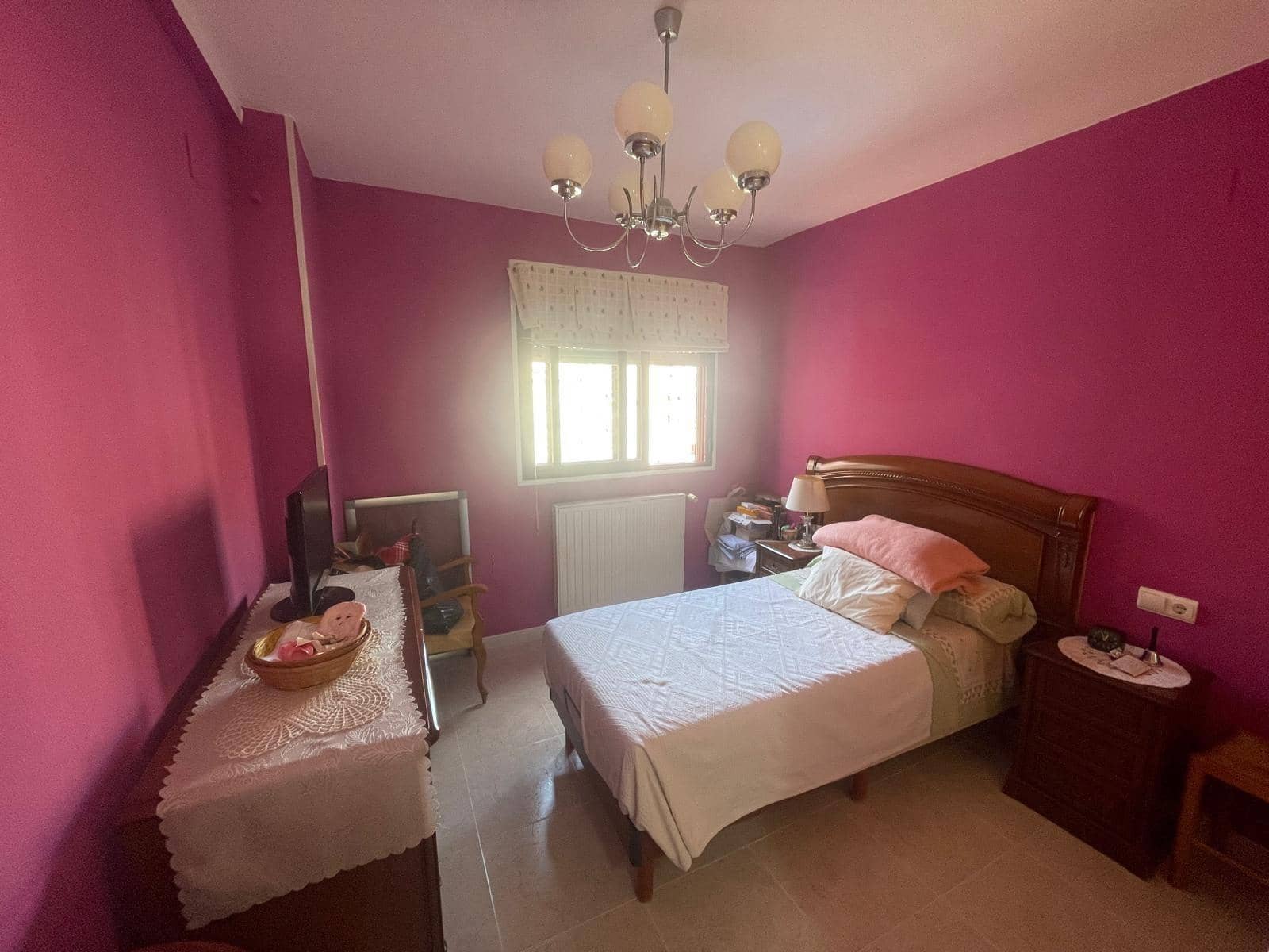 2 bedroom Flat for sale in Alicante / Alacant city with pool garage - € 375,000 (Ref: 9398645)