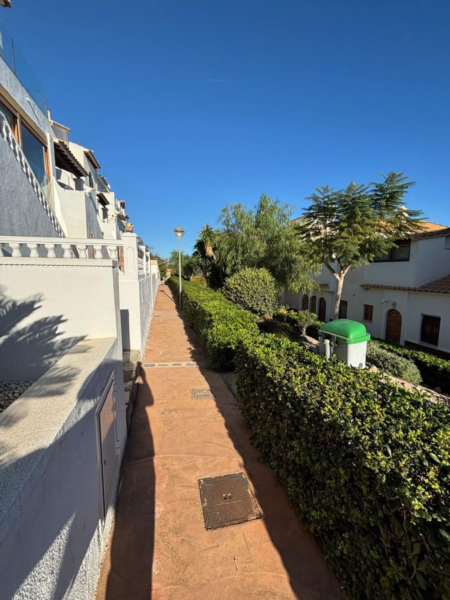 3 soverom Bungalow til salgs i Gran Alacant med svømmebasseng garasje - € 348 000 (Ref: 9437575)