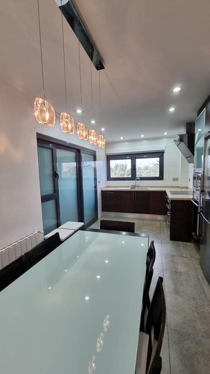 2 soveværelse Lejlighed til leje i Elche / Elx med swimmingpool garage - € 1.150 (Ref: 9491613)