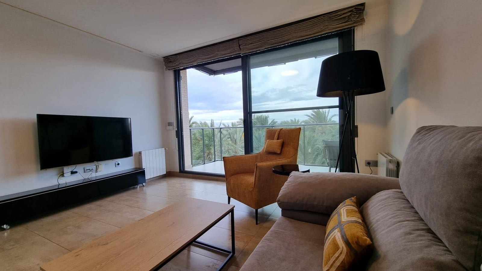 2 soveværelse Lejlighed til leje i Elche / Elx med swimmingpool garage - € 1.150 (Ref: 9491613)