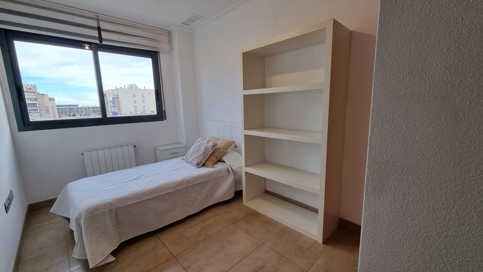 2 soveværelse Lejlighed til leje i Elche / Elx med swimmingpool garage - € 1.150 (Ref: 9491613)