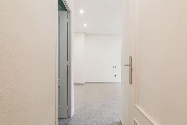 3 bedroom Flat for sale in Elche / Elx - € 158,000 (Ref: 9497543)