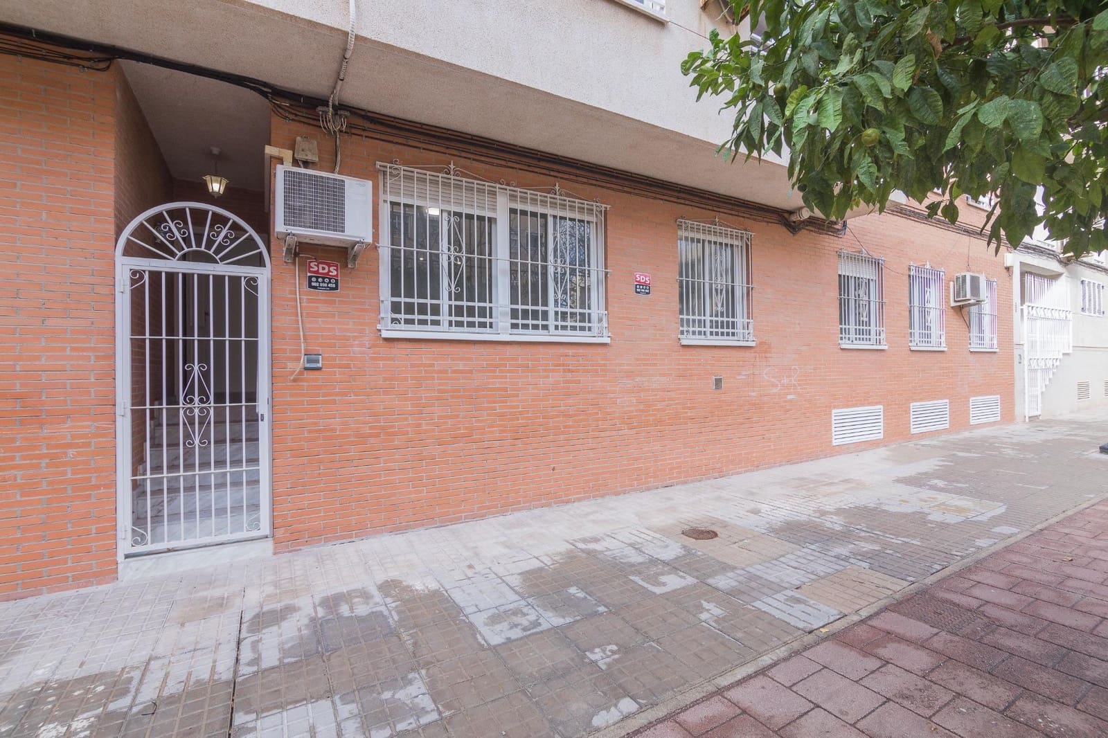 3 bedroom Flat for sale in Elche / Elx - € 158,000 (Ref: 9497543)
