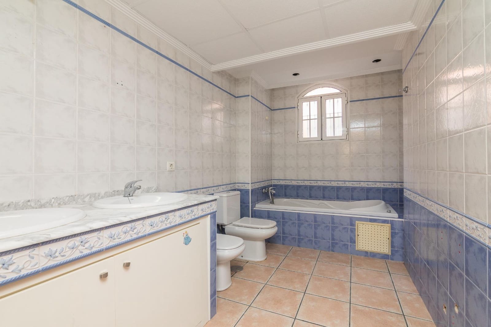 5 camera da letto Villa in vendita in Elche / Elx con piscina - 395.000 € (Rif: 9640387)