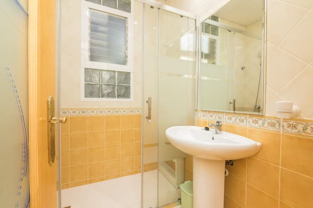 4 soverom Strandleiligheter til salgs i Playa Levante, Santa Pola - € 188 000 (Ref: 9677613)