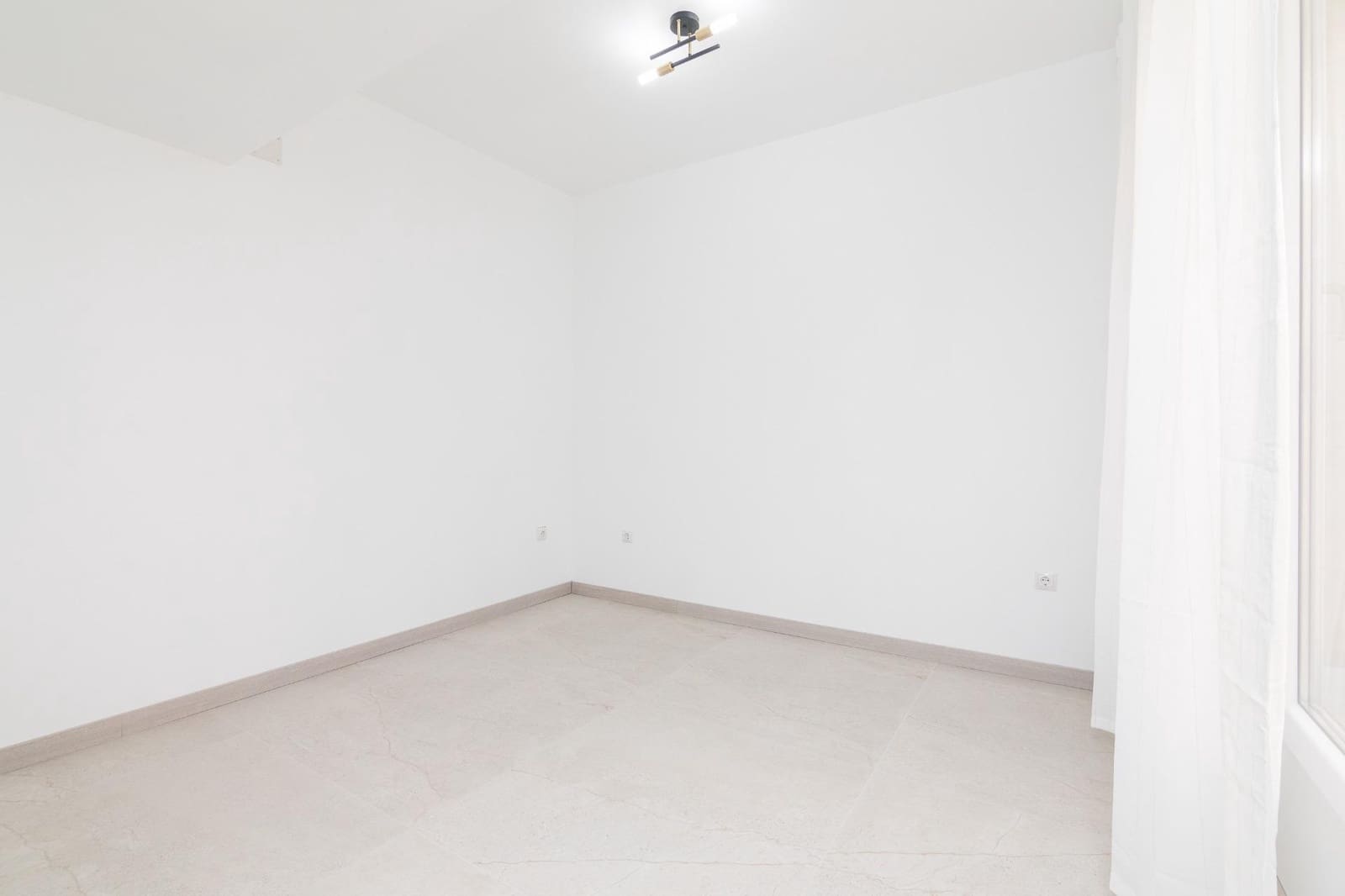2 Zimmer Wohnung zu verkaufen in Elche / Elx - 208.000 € (Ref: 9683545)