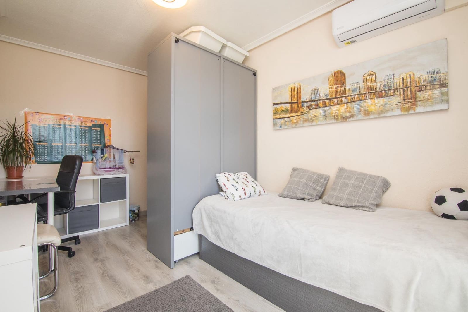 4 makuuhuone Kattohuoneisto myytävänä paikassa Elche / Elx - 238 000 € (Ref: 9721849)