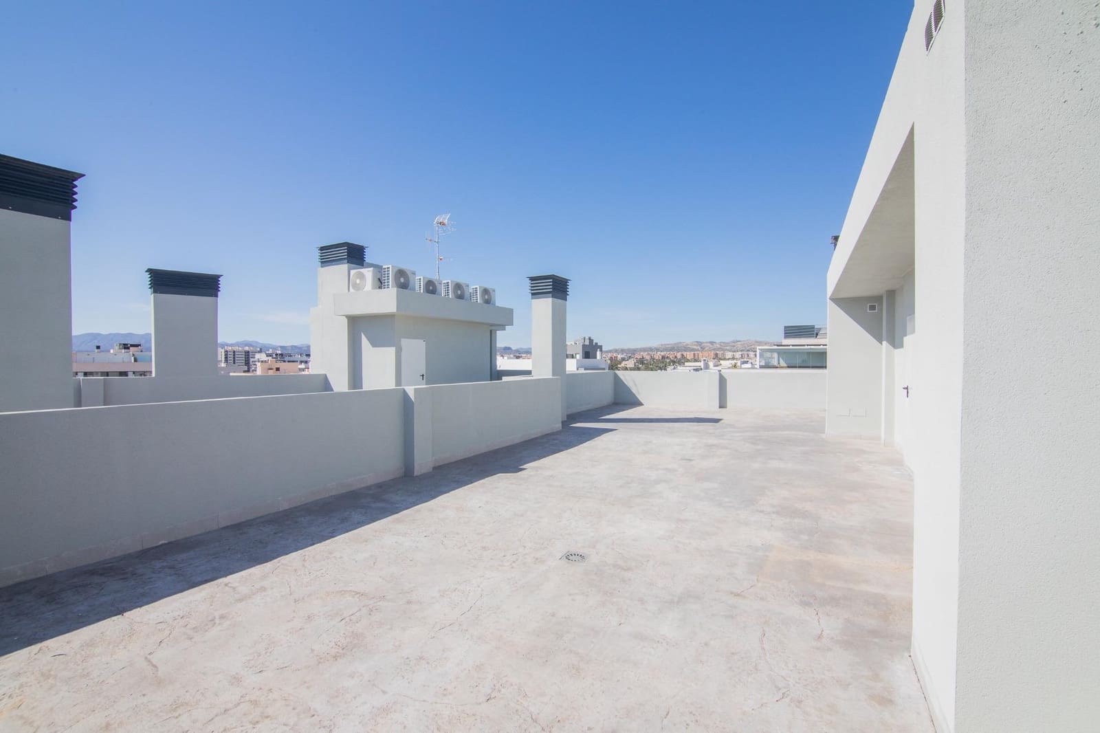 3 soverom Penthouse til salgs i Elche / Elx med svømmebasseng garasje - € 468 000 (Ref: 9735704)